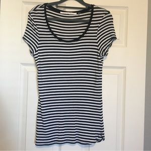 Max Studio Scoop Neck Black & White Stripe T-Shirt, Small